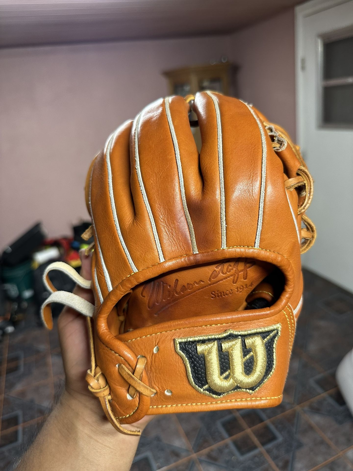 Wilson Staff Baseball Gloves 