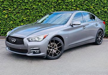 2016 INFINITI Q50