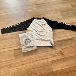 White/black chrome heart long sleeve s