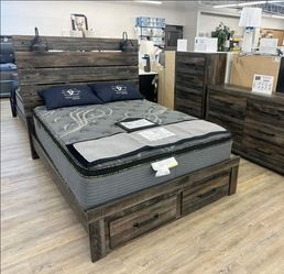 Drystan Multi Footboard Storage Bedroom Set
Queen Bed, Dresser, Mirror, Nightstand