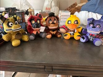Five Nights at Freddy's/FNAF Jazwares 8 In Plush Wave 3 Glow In The Dark Eyes
