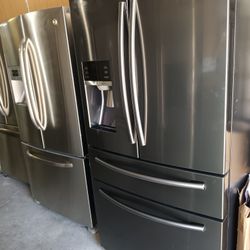 Samsung Refrigerator Black Stainless Steel Everything Works Good 💯