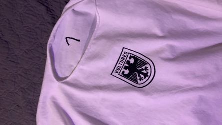 YZY Korea exclusive distressed T shits L