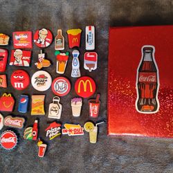 Kfc Pepsi And More lot of 32 Jibbitz W/Box 
