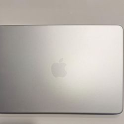 MacBook Neo 512gb Silver With Touch ID 