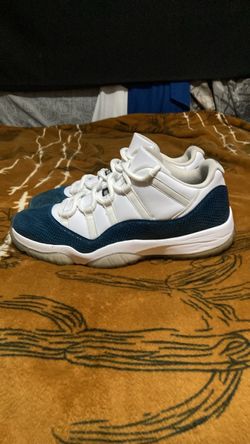 Jordan’s 11 Retro Blue Snakeskin size 12