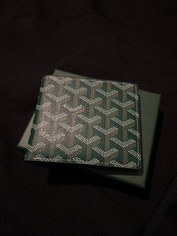 Green card holder