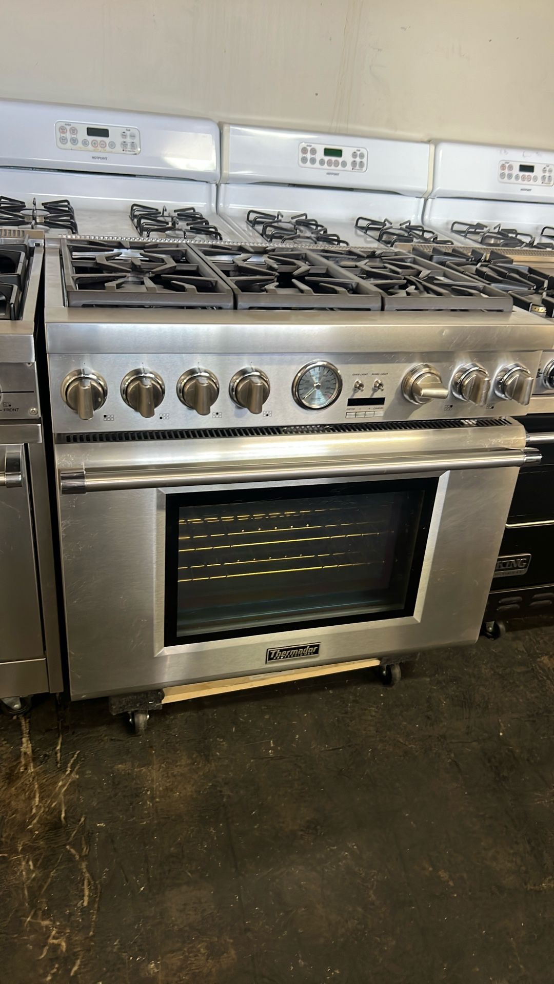 THERMADOR 36”WIDE DUAL FUEL RANGE STOVE 