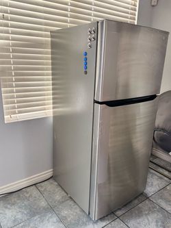 LG refrigerator