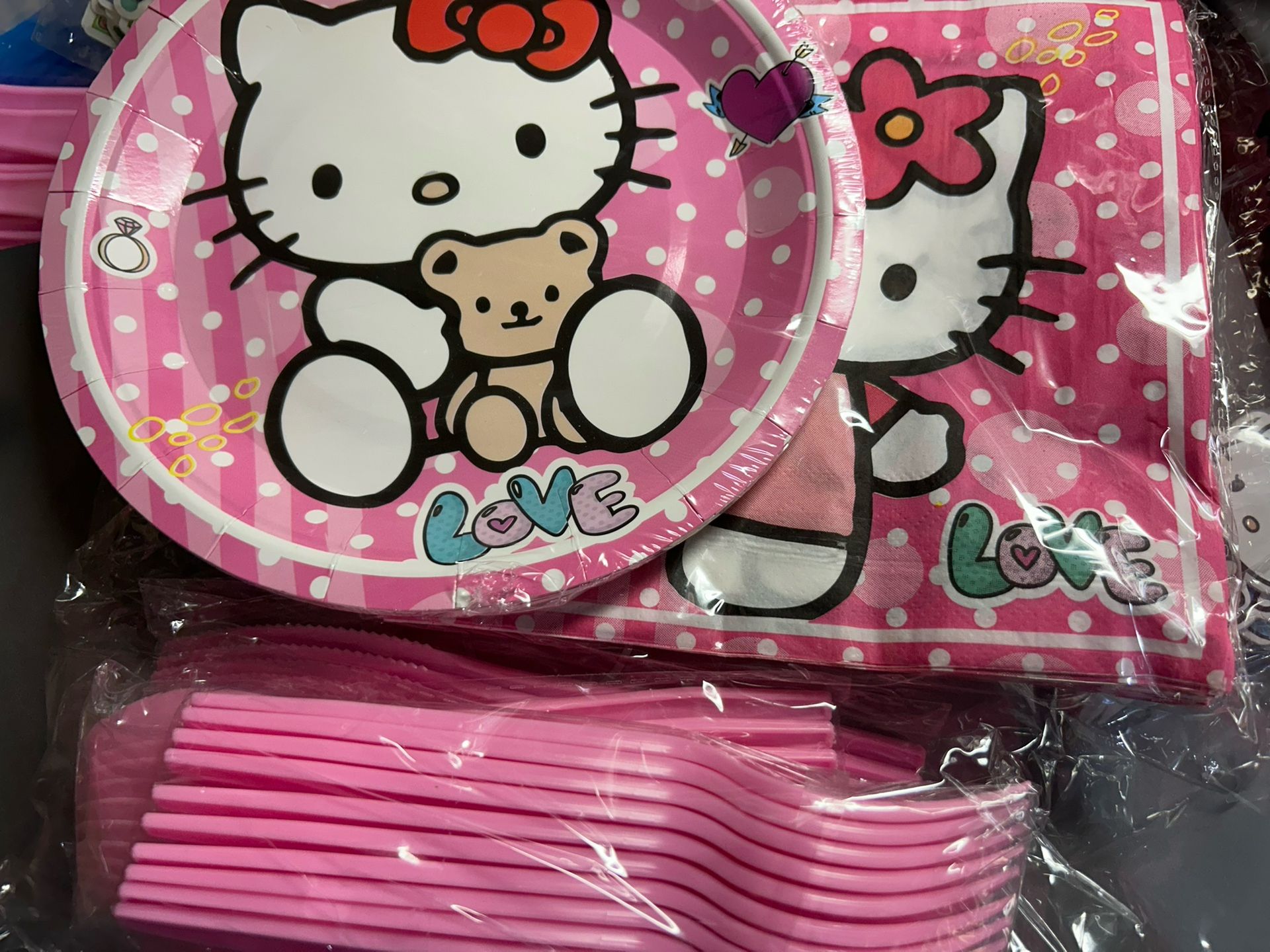 Hello Kitty Party Supplies