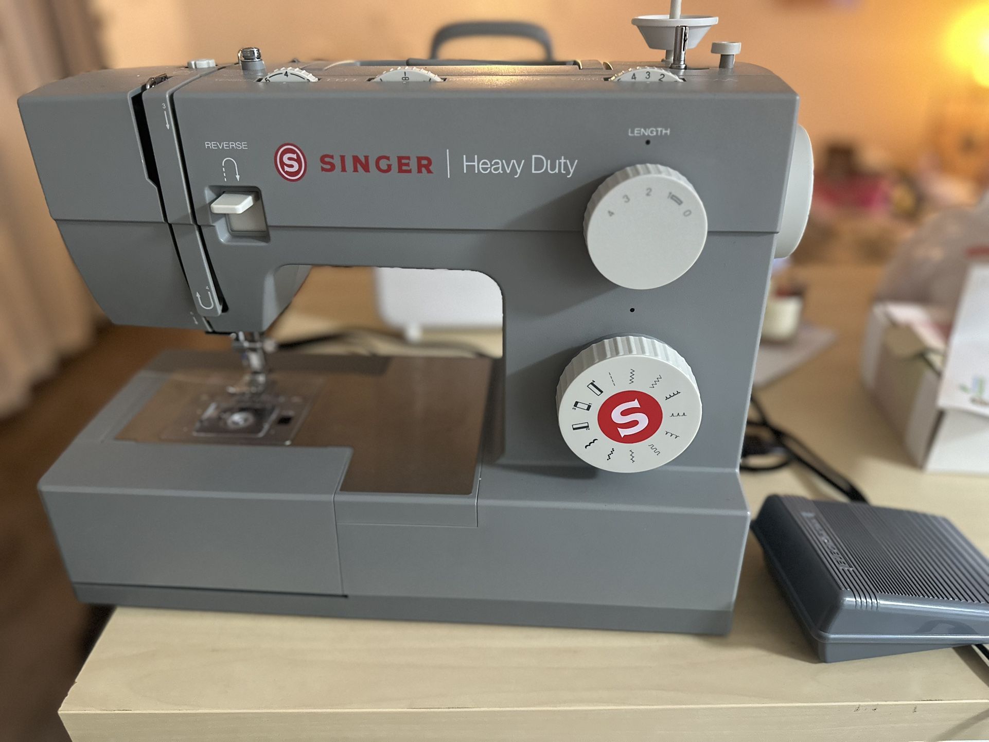 SINGER Heavy Duty 4411 High Speed Sewing Machine ($85) / MEGA sewing accessories bundle ($150)