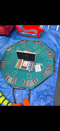 Deluxe OxtagonFolding Poker and blackjack Table top & Poker Set
