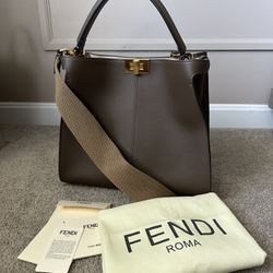 Fendi Peekaboo X Lite Medium 