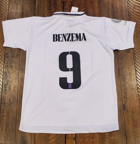 New Real Madrid BENZEMA jersey 2023 Adult size Large 