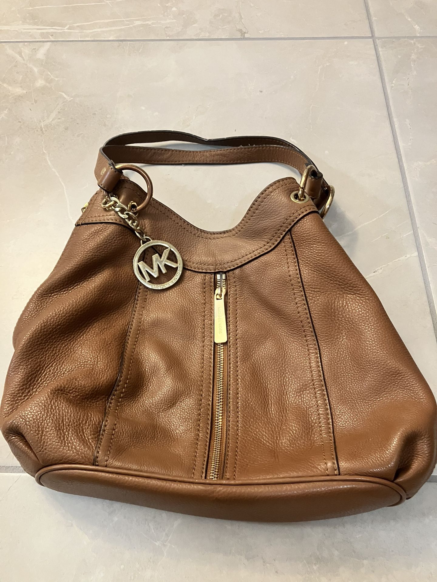 Michael Kors Moxley leather shoulder bag