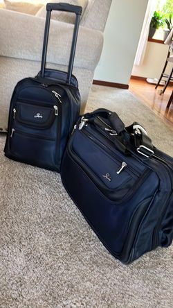 Skyway luggage set, travel bag