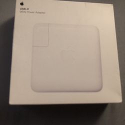 Apple 96W Usb C Charger
