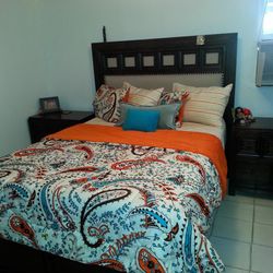 Free ! Fine wood QUEEN size bedroom set