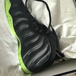 Nike Foams 