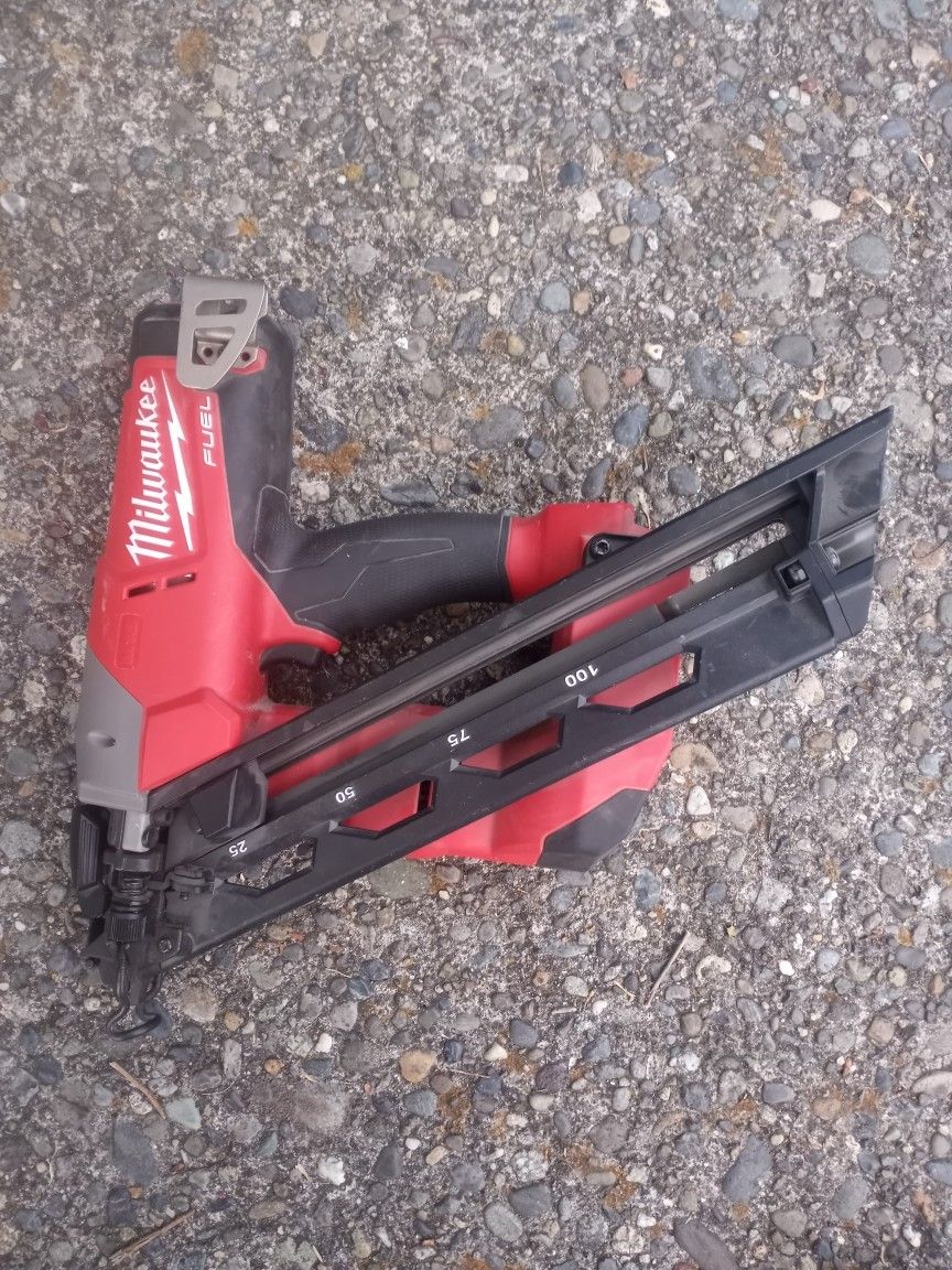 Milwaukee M18 30deg Framing Nailer. New. For Pick Up Fremont Seattle. No Low Ball Offers Please. No Trades 