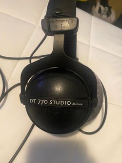 DT 770 studio headphones