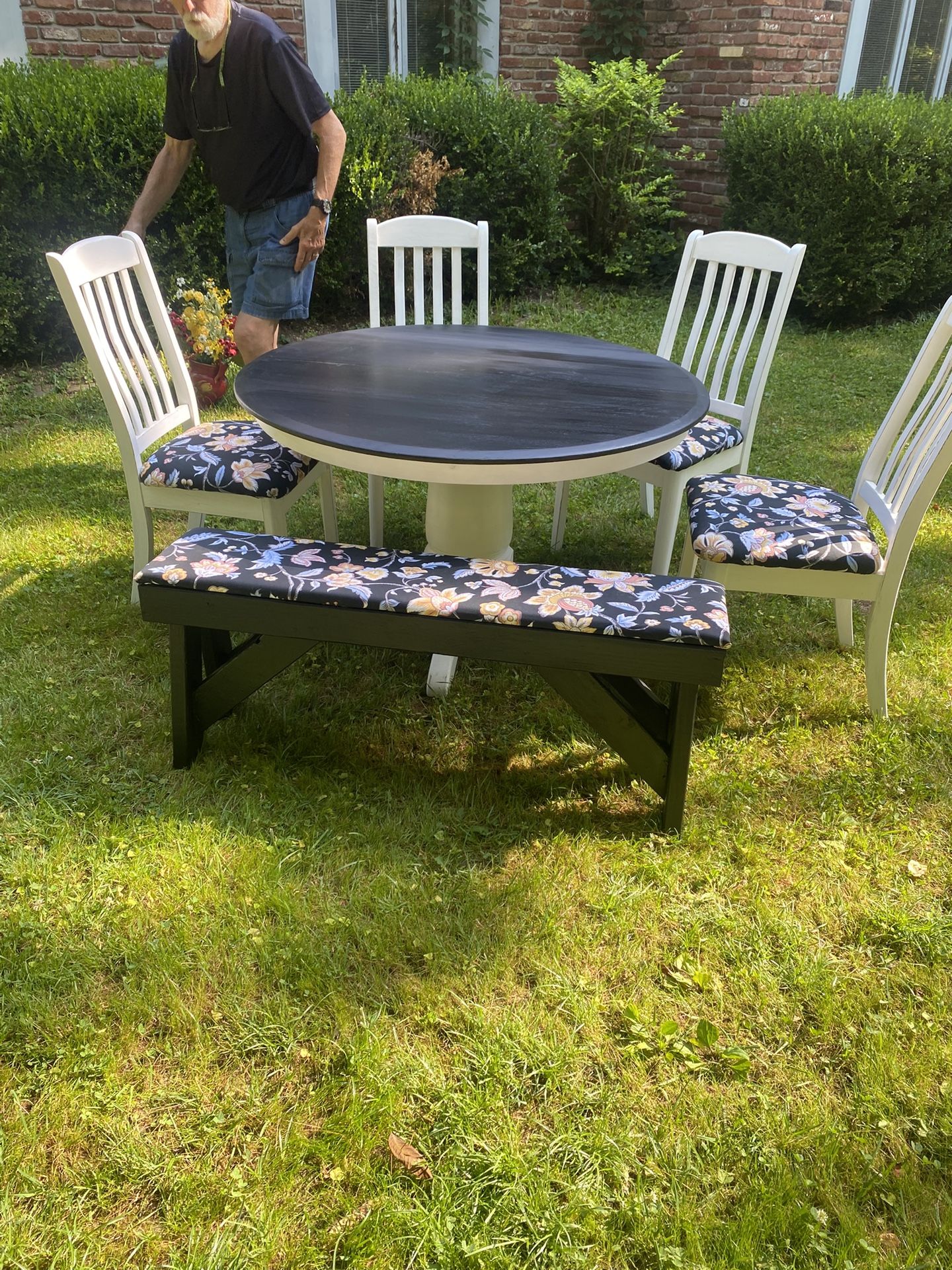 Awesome Table, Chairs & Bench