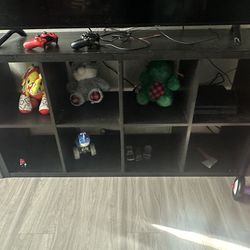 8 Cube Storage Shelf