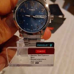 Timex T2M933, Men's Silver-Tone Expansion Watch, Indiglo, Day/Date, Blue Dial