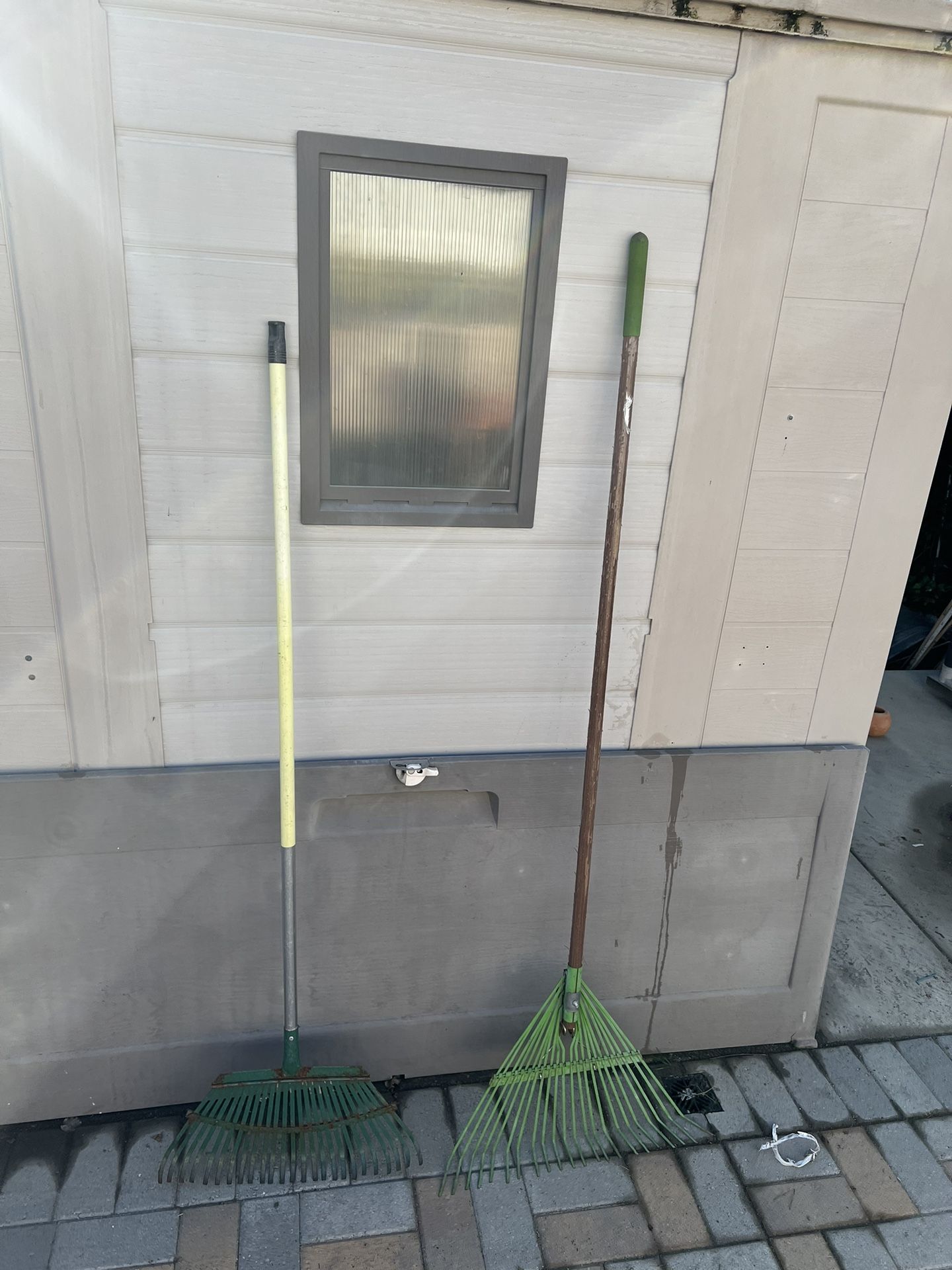 Leaf Rakes