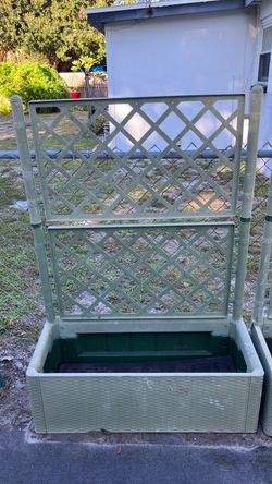 Trellis planter