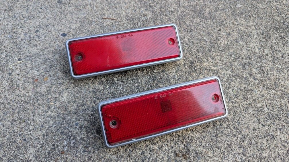 El Camino/Malibu Wagon Reflectors Gbody