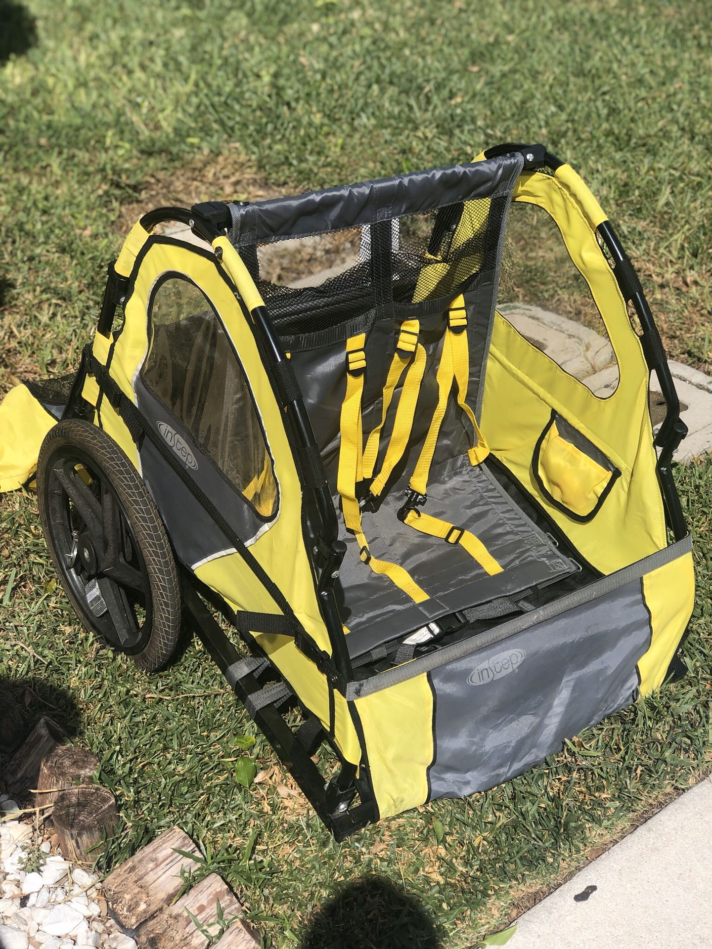 Instep Double Bike Trailer