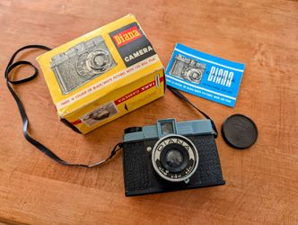 Diana Toy Camera No. 151 Made in Hong Kong