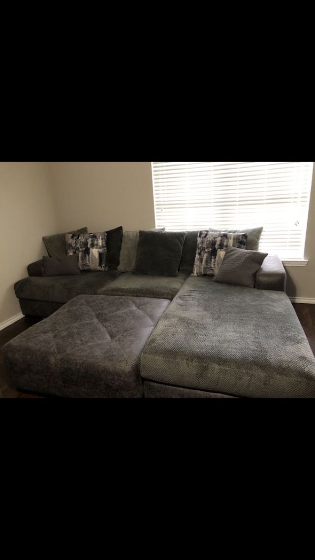 Couch sectional need gone ASAP