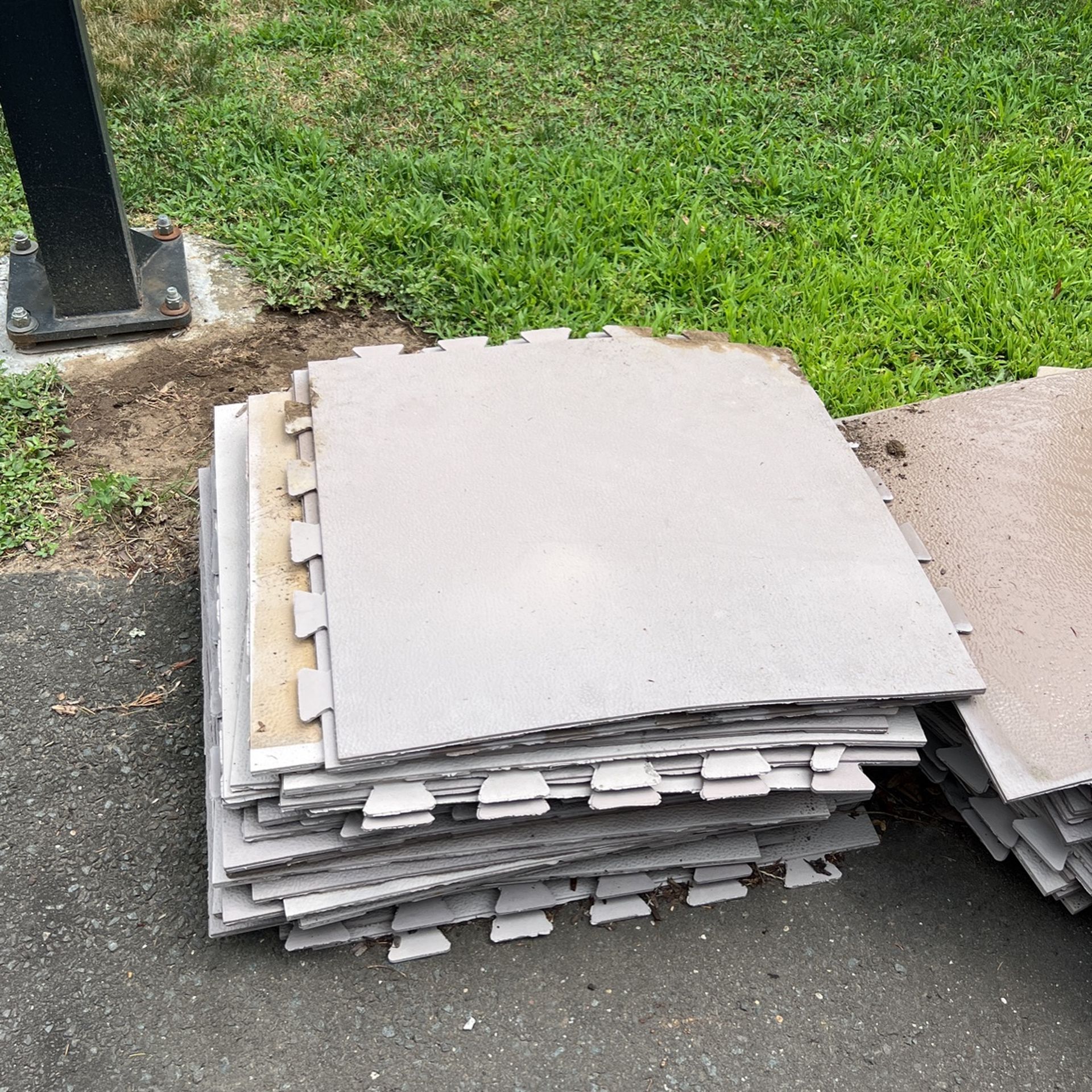 Padded Floor Tiles For Gym