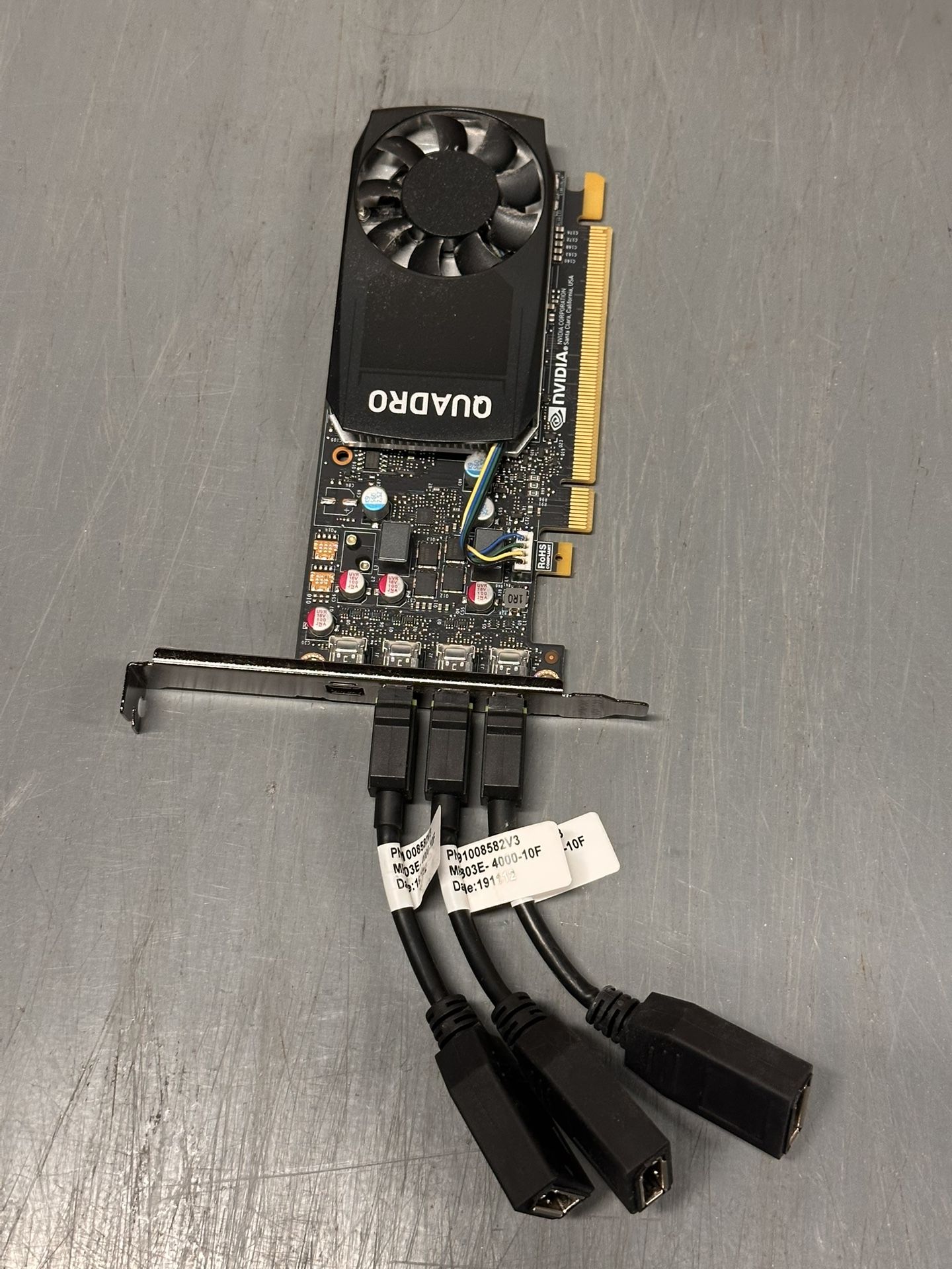 Quadro P620 Graphic Card with 3 Mini DisplayPort to DisplayPort Adapters