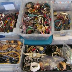 Miscellaneous Jewelry Earrings Necklaces Bracelets Brooches New Used  Goodie Bag 20 Pcs Less Than $.65 Each