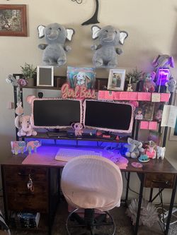 Computer desk