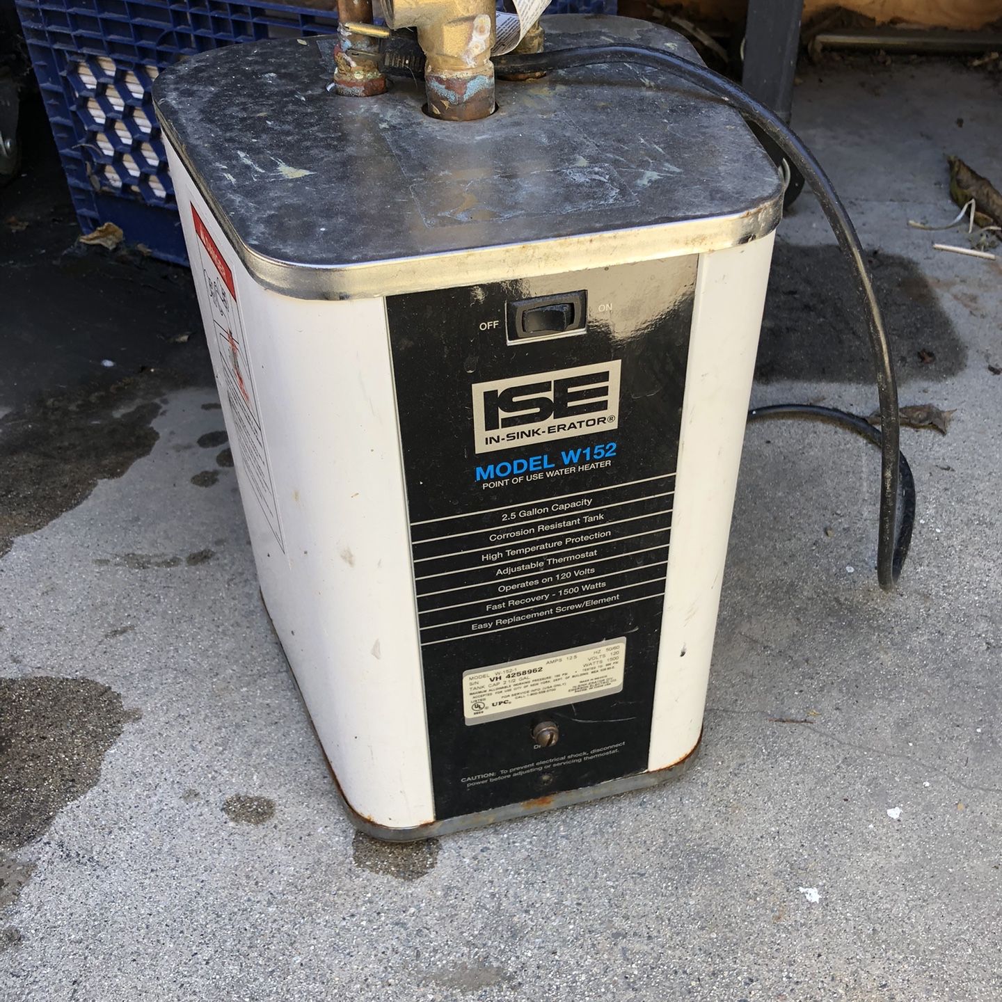 2 Gallon Electric Water Heater for Sale in Downey, CA - OfferUp