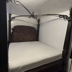 King Size Bed With Mattress And Box Springs 