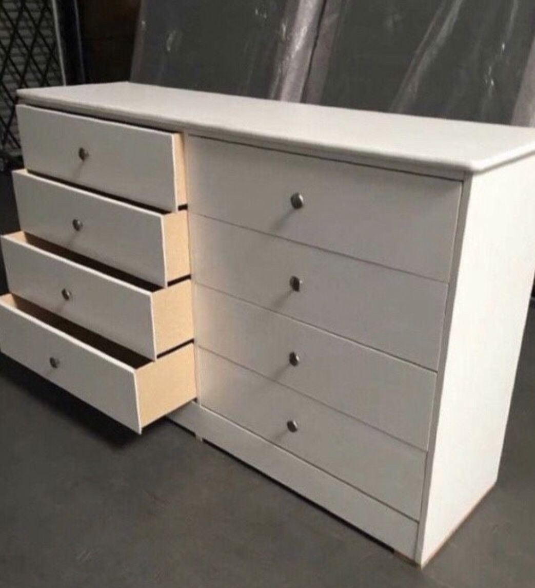 Eight Drawers Dresser
