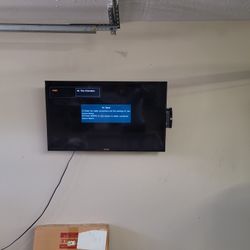 39" Samsung TV , GREAT condition 
