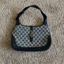 Athentic Gucci bag(LOOK AT DESC)