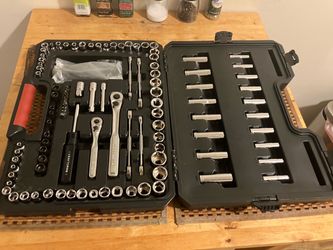 Craftsman Socket Wrench Set with Case