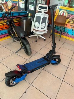 Electric Scooter 28mph 1200w peak