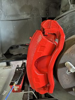 Todo tipo de Pintura para Calipers  en stock