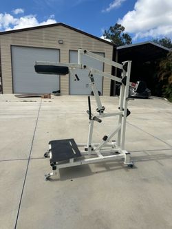 Magnum Perfect Squat machine