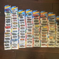 Hot Wheels Lot Of 86 Cars 