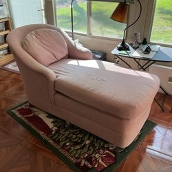 Chaise Lounge 