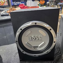 Boss Chaos 1400 Watt Subwoofer W Sealed Enclosure 